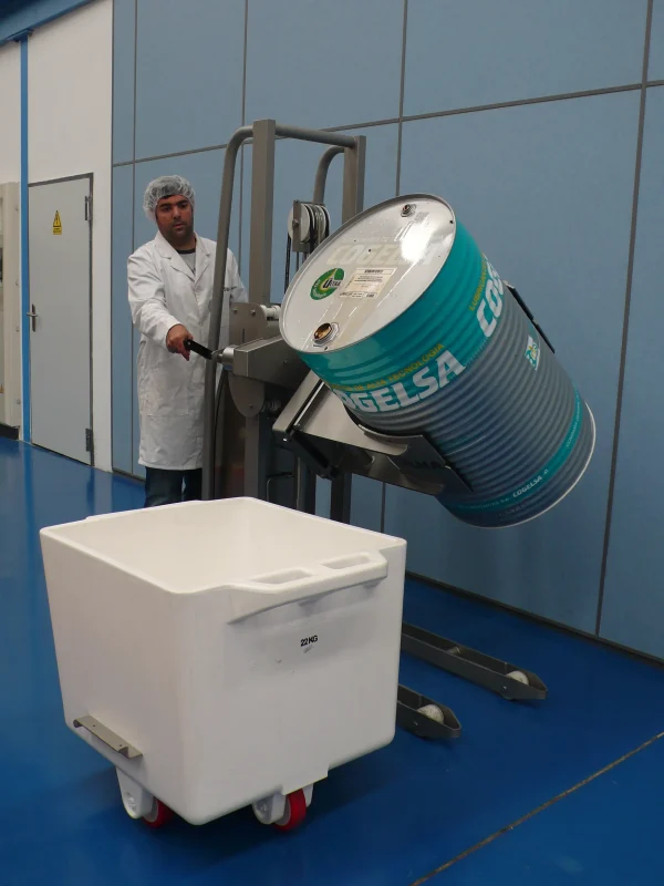 Electric Mobile Stacker Cleanroom Stainless Steel EMS600 (3) Electric Mobile Stacker Cleanroom Stainless Steel EMS600 (3)