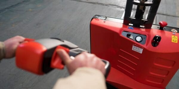 ES Electric Stacker mono mast ES Electric Stacker mono mast