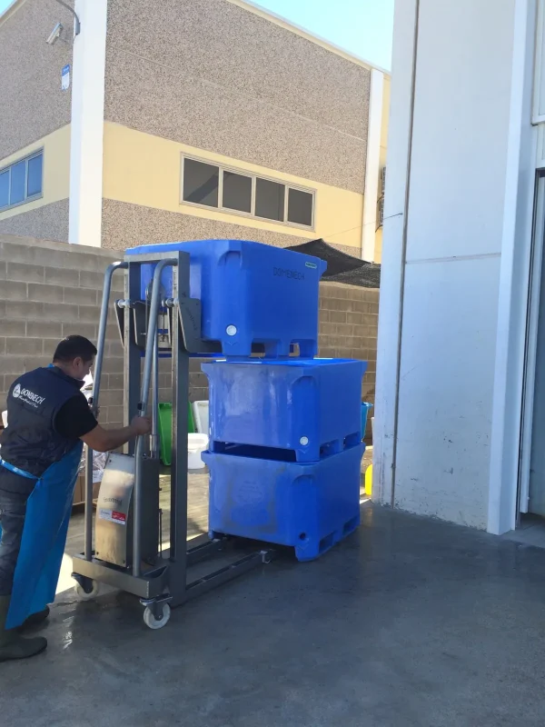 Electric Mobile Stacker Cleanroom Stainless Steel EMS600 (2) Electric Mobile Stacker Cleanroom Stainless Steel EMS600 (2)