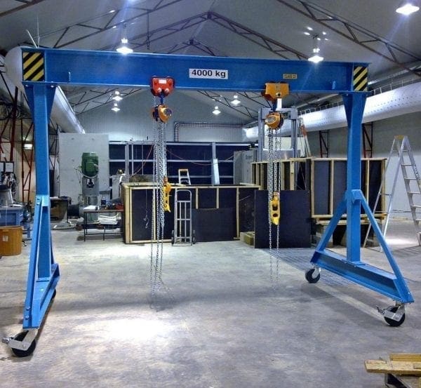 Mobile gantry crane 4000kg Mobile gantry crane 4000kg