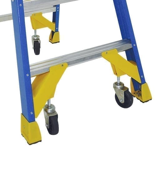 Platform Stepladders Pro FG P170 Job Station 170 kg 3 Platform Stepladders Pro FG P170 Job Station 170 kg 3