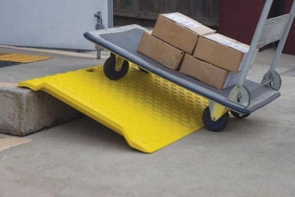 Portable Trolley Ramp PTR2 application Portable Trolley Ramp PTR2 application