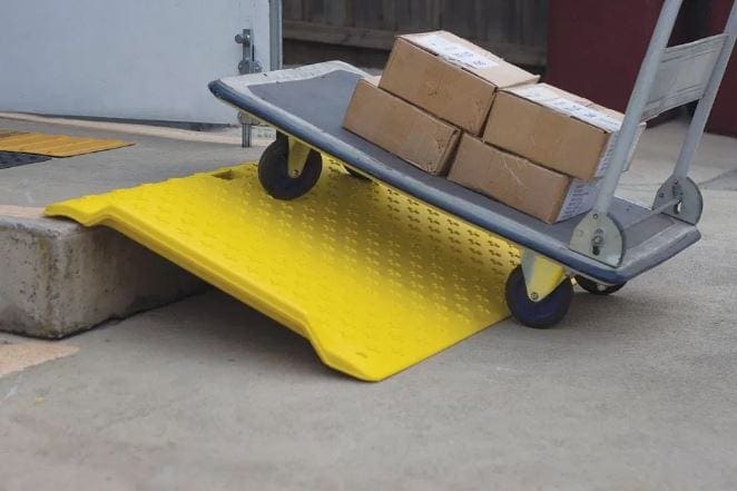 Portable Trolley Ramp PTR2 application Portable Trolley Ramp PTR2 application