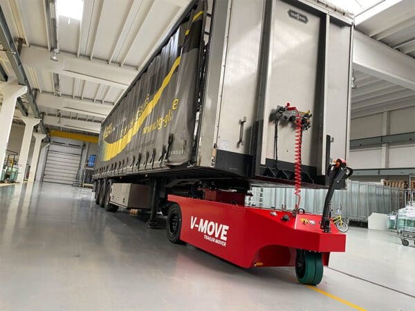 Powered Tow Tractor Tugs Trailer Mover (2) Powered Tow Tractor Tugs Trailer Mover (2)