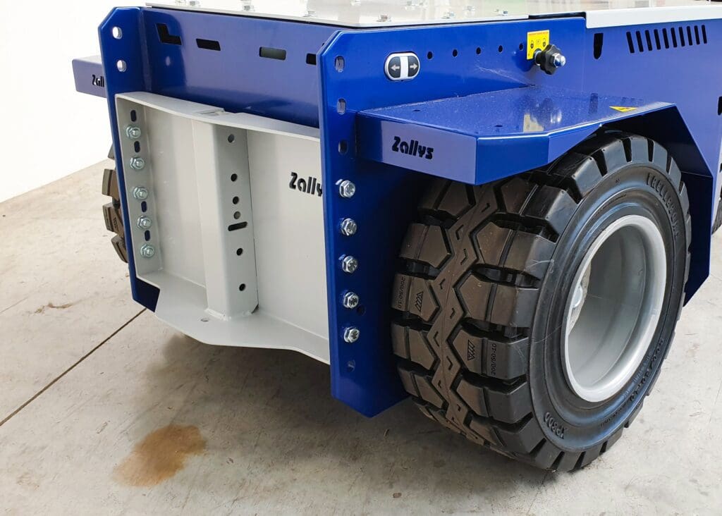 Powered tug tow tractor M10 (1) Powered tug tow tractor M10 (1)